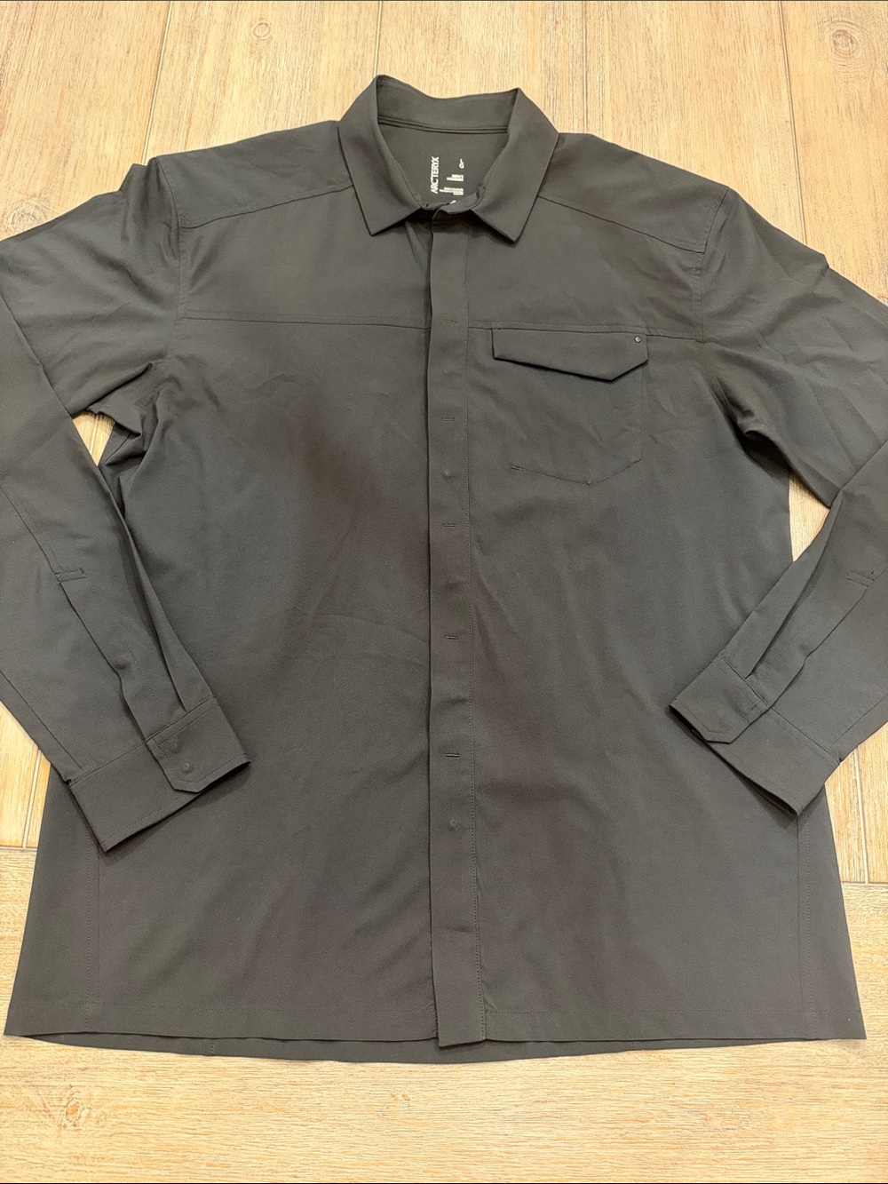 Arc'teryx Men’s Skyline Black Long-Sleeve Button Shirt | Size Large